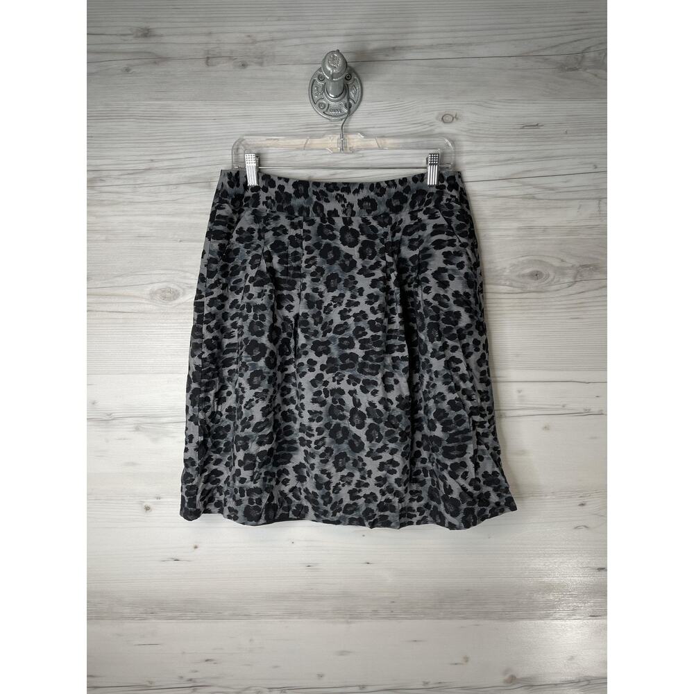 Van‎ Heusen Studio Skirt Womens 6 Gray Black Leopard Animal Print Lined Pockets